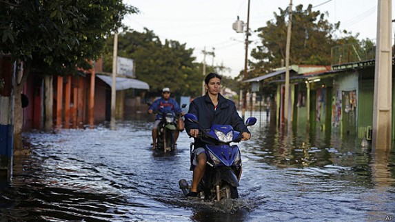 Floods caused by intense unseasonal rainfall hit many parts of Paraguay in June and July, with the capital Asunción particularly badly hit. Photo courtesy of AP.
